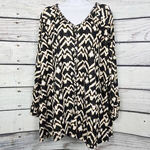 Cato Black Gold Chevron Print Tunic Top 26/28W (NWT)
